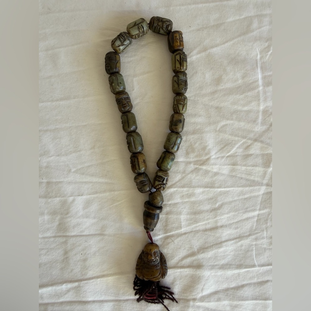 Antique Rare Jade Buddha Tibetan 18 Prayer Beads Mala Hand Carved